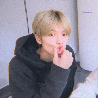 Sticker from jisung @nctdreamstiker
