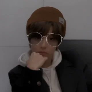 Sticker from Renjun Dark ⇢ @nctdreamstiker