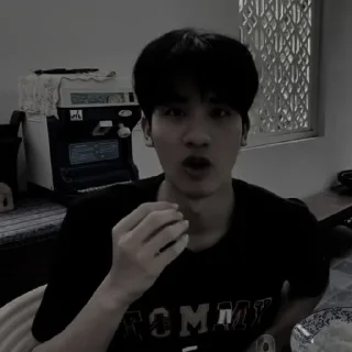 🎧 emoji Tay Tawan ; @thaienthuhelp Telegram sticker 17 of 29