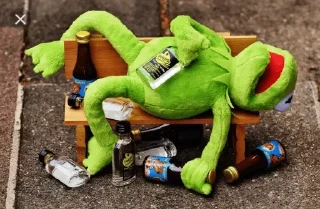 🍺 emoji Green Frog Sama [@ghost_kun] Telegram sticker 20 of 97