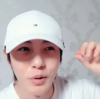Sticker from huang renjun ⋆ @discneuy