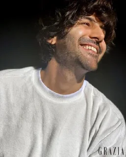 🎭 emoji Kartik Aryan @actor_sticker Telegram sticker 8 of 50