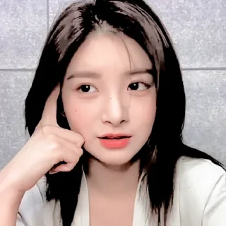 🍣 emoji Yiren & @masbaekhyunrl Telegram sticker 17 of 38