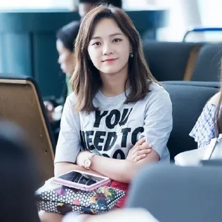 🔍 emoji kim sejeong - PIYYARRYJIN Telegram sticker 11 of 57