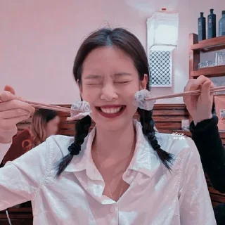 😁 emoji @baddass_fufa Jennie 🥵 chenni Telegram sticker 13 of 84