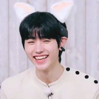 🧊 emoji ꜆꜄꜆ ⌕ @crybier park sunghoon  ོ Telegram sticker 14 of 100