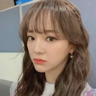🔍 emoji kim sejeong - PIYYARRYJIN Telegram sticker 20 of 57