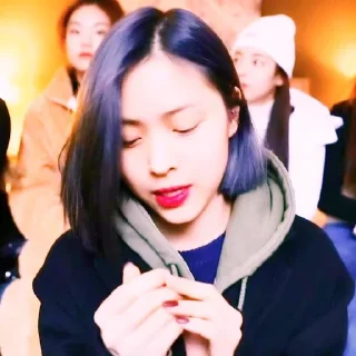 🎀 emoji ⋆  ̥ shin ryujin — @lilhyunjin Telegram sticker 14 of 75