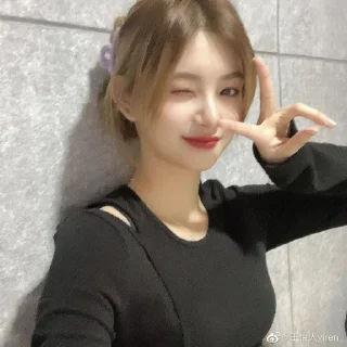 Sticker from Yiren