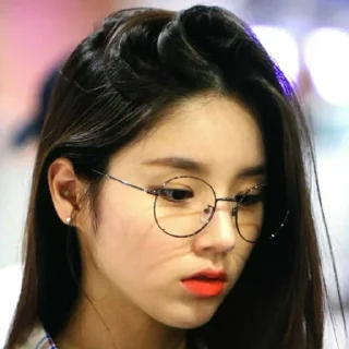Sticker from Jeon Heejin · @liachy