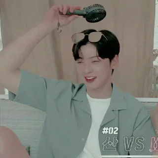 Sticker from eunwoo @WOODZSTCAN