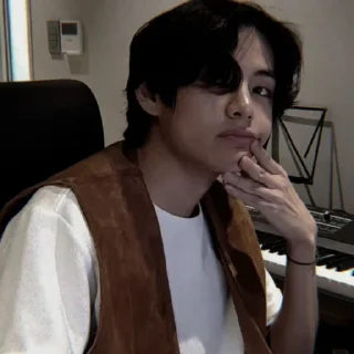 🎲 emoji KIM TAEHYUNG : : @VANTAESEX Telegram sticker 14 of 70