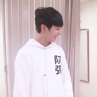 Sticker from ✧ ̥ jungkook — @lilhyunjin