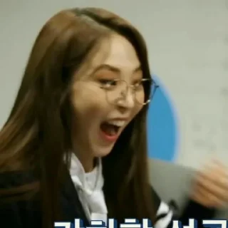 🤍 emoji moonbyul by @lilhyunjin Telegram sticker 12 of 30