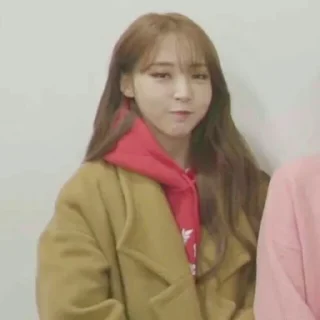 Sticker from moonbyul by @lilhyunjin