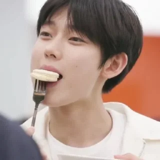 🤤 emoji Enhypen Sunoo Memes Telegram sticker 14 of 68