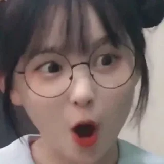 🤩 emoji 萌妹都在: moe.art - 草莓果酱ox. Telegram sticker 8 of 120