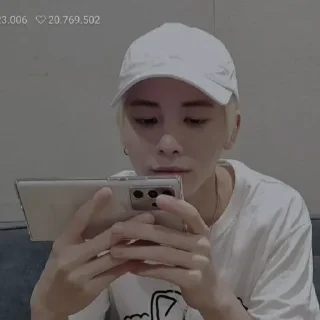 🐿 emoji 𖠵 𝐓aehyun 〣 @stickernct ﾞ Telegram sticker 20 of 90