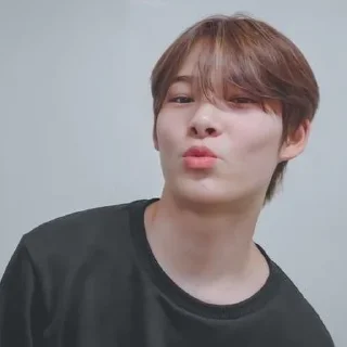 ▫️ emoji NI-KI ENHYPEN — @kingsigh Telegram sticker 4 of 36