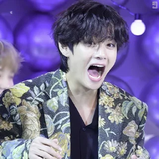 Sticker from @kimtac as taehyung V.3