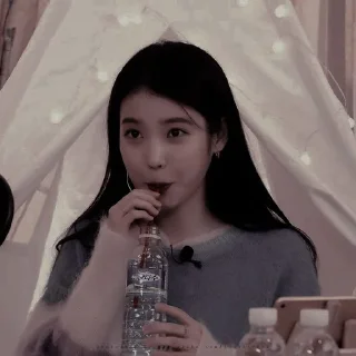 🌹 emoji IU dark ㅡ @ncesthetic Telegram sticker 8 of 25