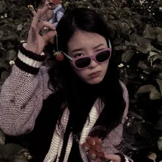 🌹 emoji IU dark ㅡ @ncesthetic Telegram sticker 13 of 25
