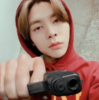 Sticker from nct johnny meme @stikermemeidolkpop