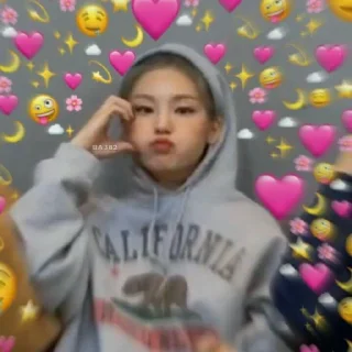 🦚 emoji hwang yeji @paketpuan Telegram sticker 12 of 101