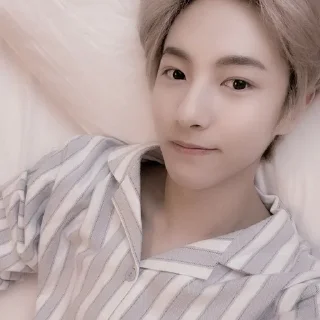 🥨 emoji jian as renjun | @ZCKYX Telegram sticker 15 of 47