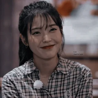 Sticker from 🥨 , IU dark by @imanopie00