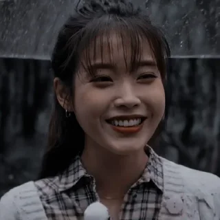 🥨 emoji 🥨 , IU dark by @imanopie00 Telegram sticker 9 of 35