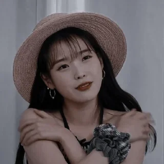 🥨 emoji 🥨 , IU dark by @imanopie00 Telegram sticker 17 of 35