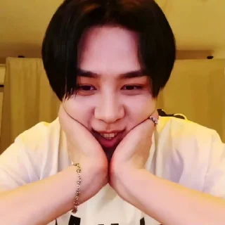 🦅 emoji Qian Kun by @stickernct Telegram sticker 16 of 30