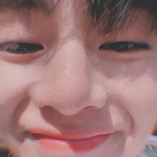 Sticker from taetae @GVCCIBURRY ♡ˎˊ-