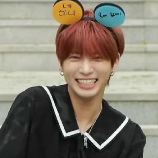 Sticker from Kang Taehyun - @nyachakra
