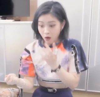 🦩 emoji as ryujin ₍ @honeypies ₎ Telegram sticker 10 of 60