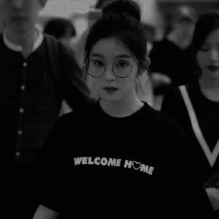 🎬 emoji ﾐ Irene dark @nayzhvnya ﾐ Telegram sticker 22 of 45