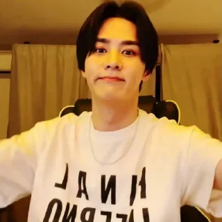 🦅 emoji Qian Kun by @stickernct Telegram sticker 8 of 30