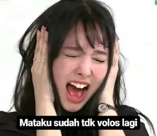 😄 emoji Nayeon twice meme @stikermemeidolkpop Telegram sticker 17 of 24
