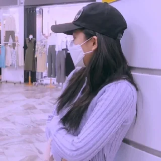 Sticker from KIM YERI V.7 @leviosastory