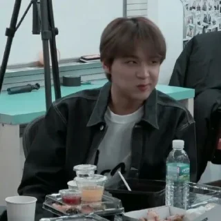 🧻 emoji LEE HAECHAN V2 ⋆ @ARTHEAS Telegram sticker 12 of 100