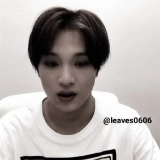 😲 emoji ⋆ lee haechan ⋆ @pradaskirts Telegram sticker 10 of 30