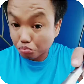 ✋ emoji ကြိုက်ဝါးစေရမယ် Vs သန်းဦး Telegram sticker 14 of 65