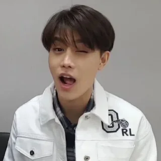 🌙 emoji Taeil Telegram sticker 11 of 16