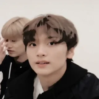 ☁️ emoji @ddefullsunie as lee haechan 🐻 Telegram sticker 13 of 120