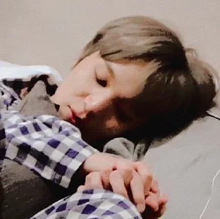☁️ emoji @ddefullsunie as lee haechan 🐻 Telegram sticker 22 of 120