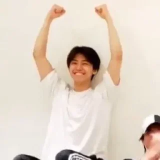 Sticker from 我々. 𝐍𝐀 𝐉𝐀𝐄𝐌𝐈𝐍