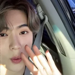 🎲 emoji ‘ jung ー jaehyun ＼ @stickernct。 Telegram sticker 22 of 35