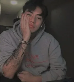 🔐 emoji Christian yu | by : @Tikelnysun Telegram sticker 19 of 28