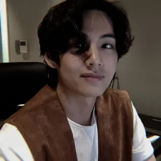 🎲 emoji KIM TAEHYUNG : : @VANTAESEX Telegram sticker 9 of 70